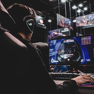 ألعاب فيديو